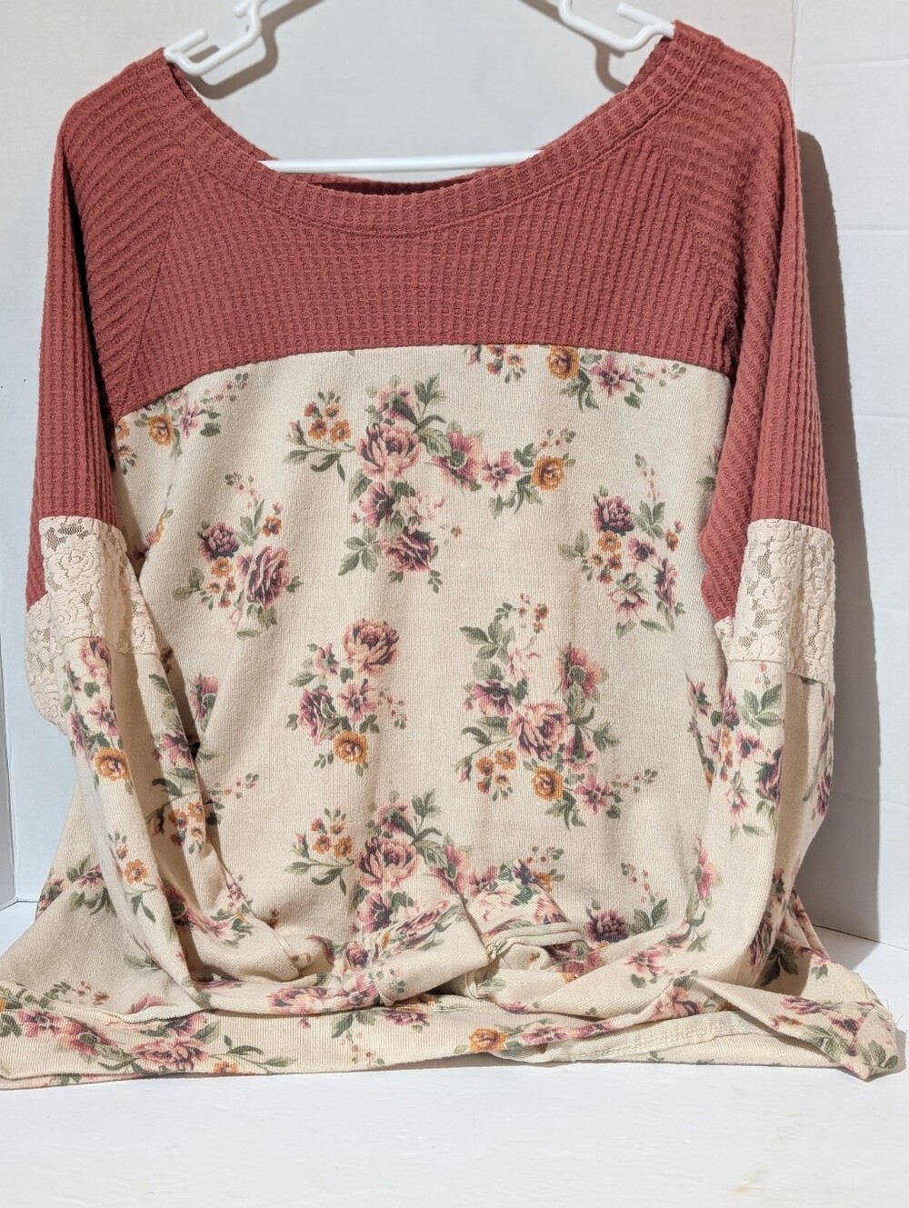 Knox Rose Women's Large Floral Waffle Net Lace Mixed Media Top Boho